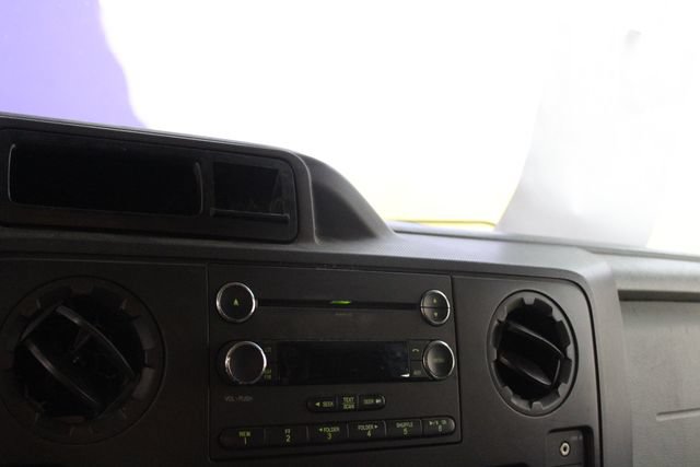 Used 2012 Ford E-350 and Econoline 350 XLT RWD image 18