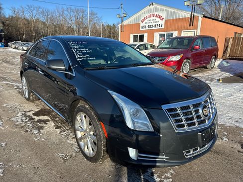 Used 2014 Cadillac XTS Luxury w/ Driver Awareness Package image 3