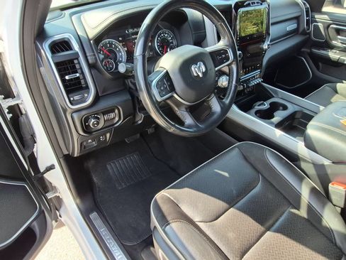 Used 2021 RAM 1500 Laramie AWD/4WD image 10