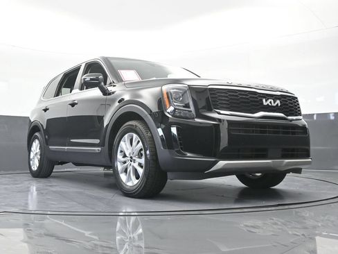Used 2022 Kia Telluride LX FWD image 66