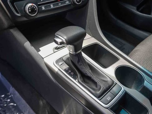 Used 2020 Kia Optima LX FWD image 21