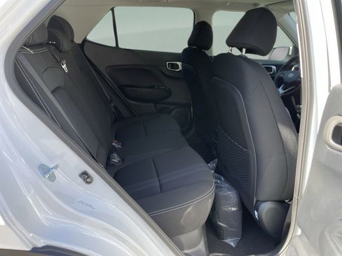 Certified 2026 Hyundai Venue SEL FWD image 18