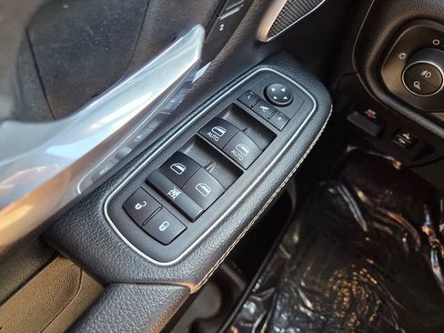 Certified 2022 RAM 1500 Laramie AWD/4WD image 25