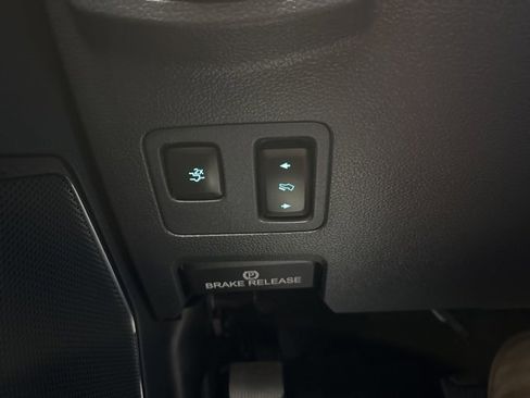 Used 2022 Ford F250 Lariat w/ Tremor Off-Road Package image 41