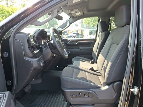 Used 2025 Chevrolet Silverado 1500 LT image 13