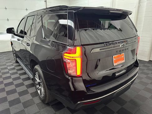 Used 2022 Chevrolet Tahoe Z71 w/ Luxury Package AWD/4WD image 7