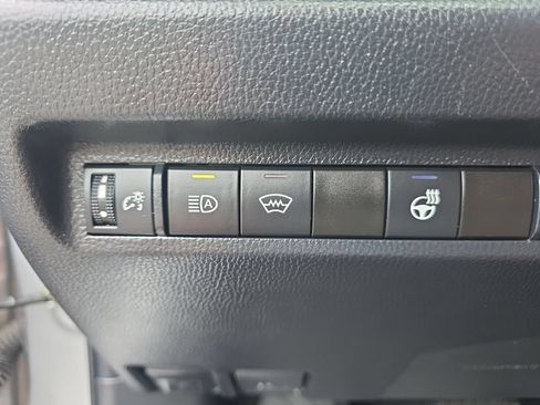 Certified 2023 Toyota RAV4 XLE w/ Convenience Package AWD/4WD image 17