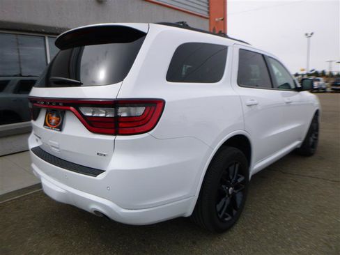 Used 2025 Dodge Durango GT AWD/4WD image 3