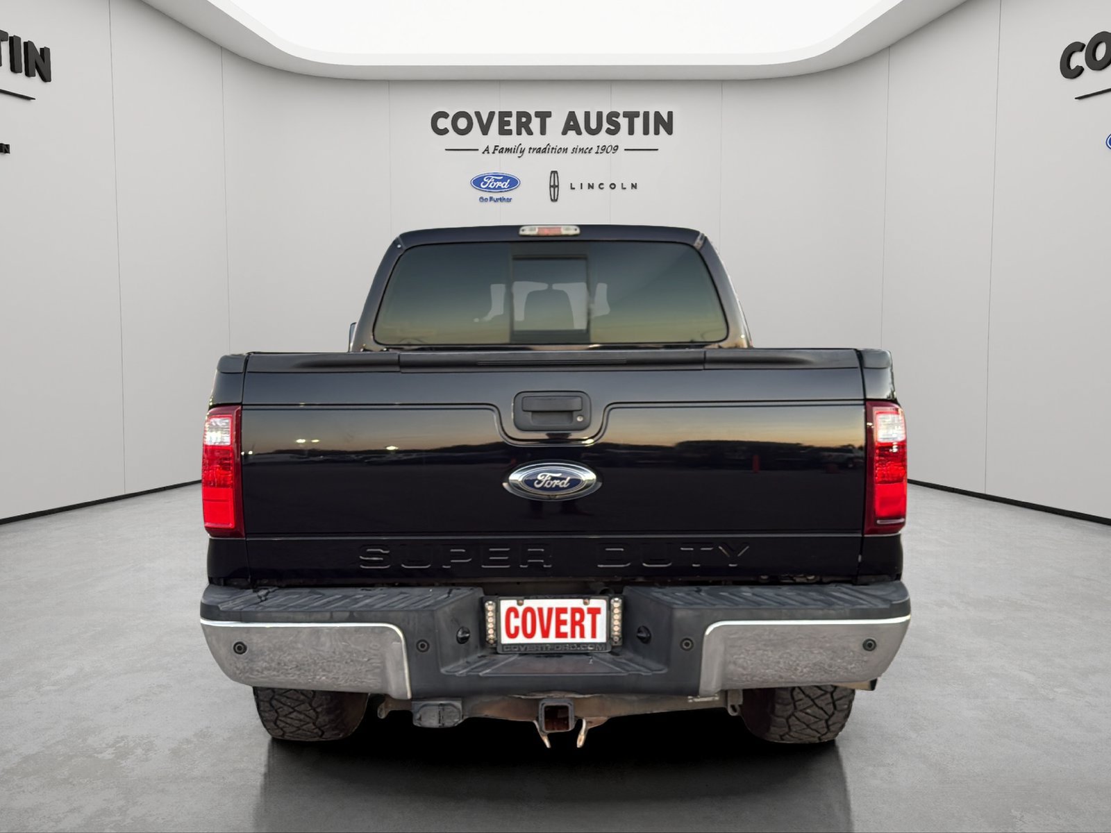 Used 2016 Ford F250 Lariat w/ Lariat Ultimate Package AWD/4WD image 4