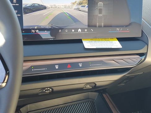 New 2026 BMW X3 xDrive30 w/ Convenience Package image 24