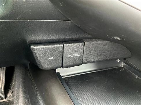 Used 2024 Toyota Camry SE image 26