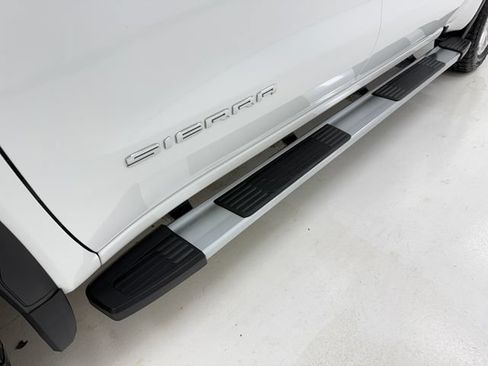 Used 2022 GMC Sierra 1500 SLT RWD image 8