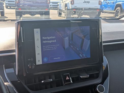 Used 2023 Toyota Corolla SE image 18