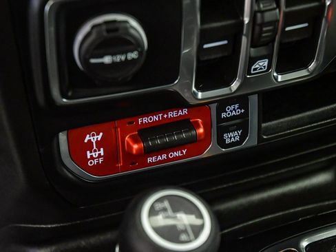 Used 2022 Jeep Wrangler Unlimited Rubicon image 27