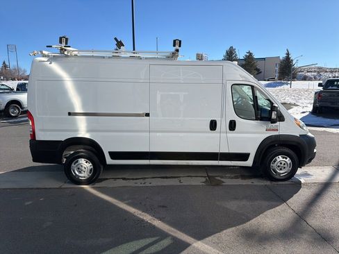 Used 2019 RAM ProMaster 2500 w/ Interior Convenience Group image 7