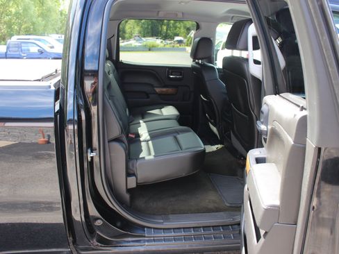 Used 2014 GMC Sierra 1500 SLT w/ Suspension Package, Off-Road AWD/4WD image 37