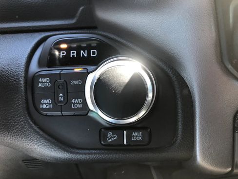 Used 2019 RAM 1500 Big Horn image 31