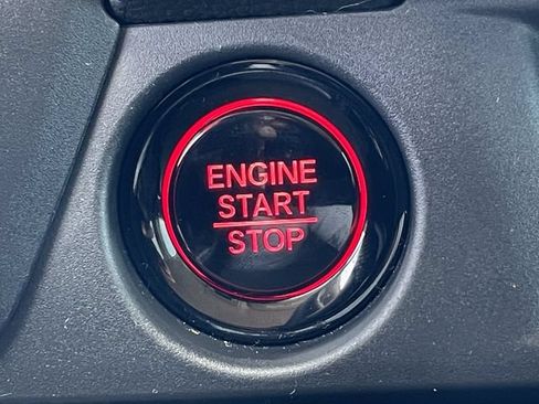 Used 2025 Honda Pilot EX-L image 20