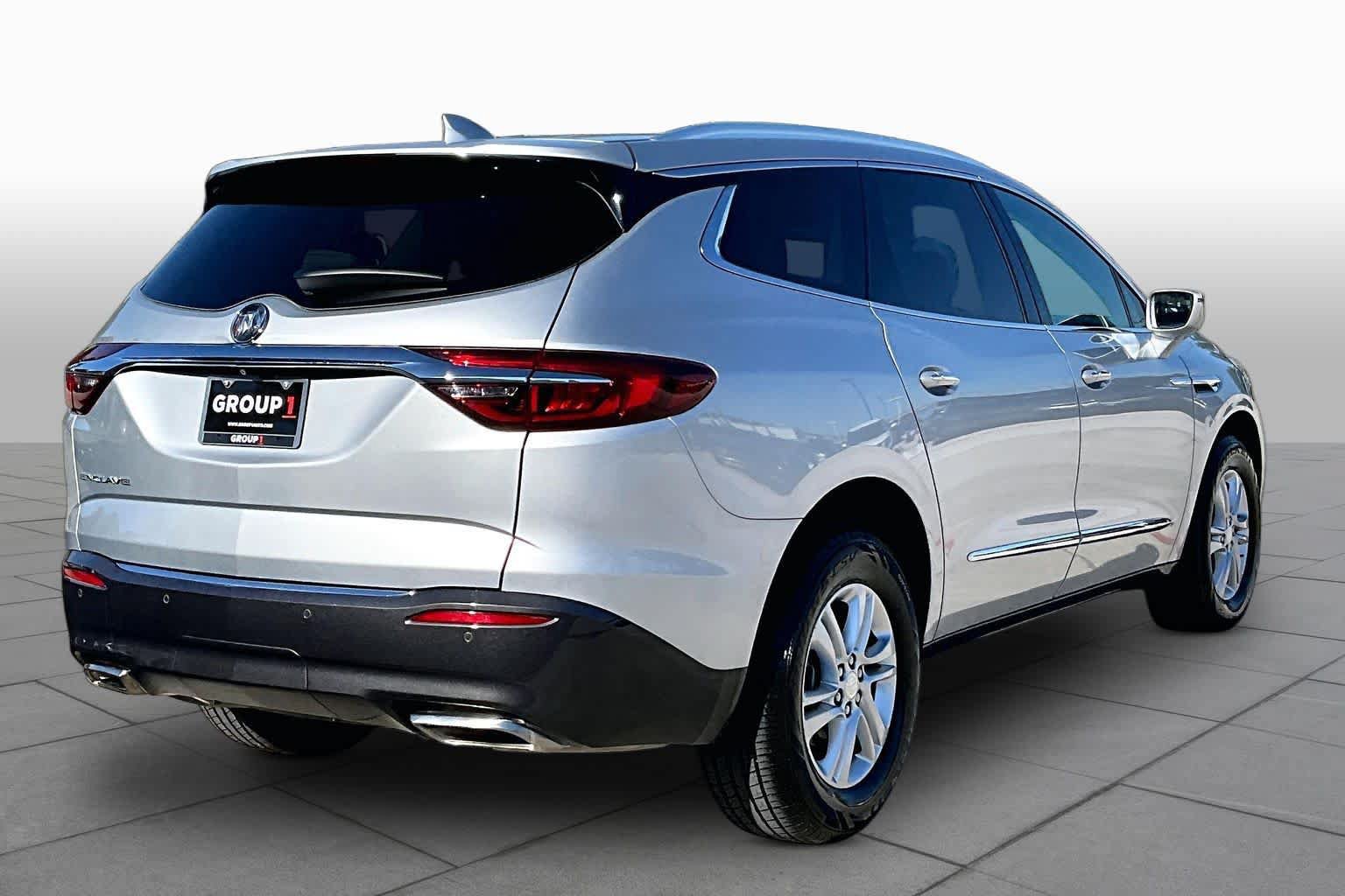 Used 2020 Buick Enclave Essence FWD image 11