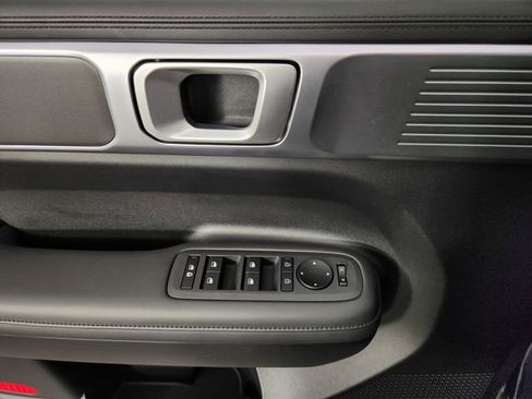 Certified 2025 Hyundai Santa Fe XRT image 9