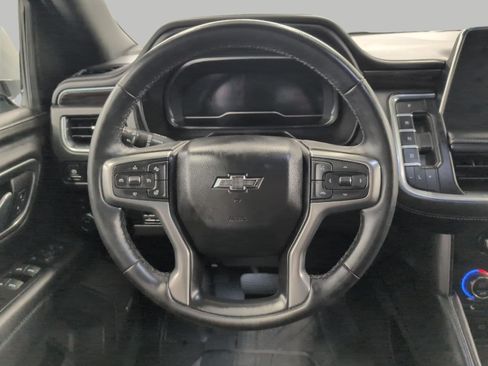 Used 2024 Chevrolet Tahoe Z71 w/ Luxury Package AWD/4WD image 7