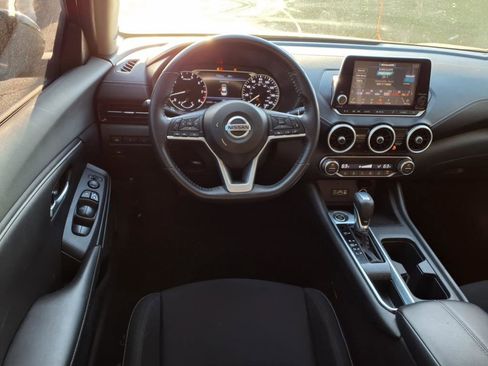 Used 2020 Nissan Sentra SV w/ Electronics Package FWD image 8