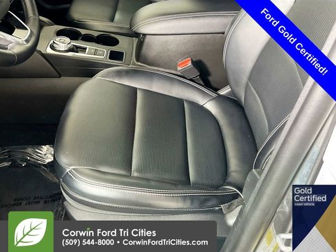 Used 2025 Ford Escape Platinum image 22