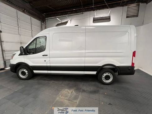New 2026 Ford Transit 250 148 Medium Roof w/ Load Area Protection Package RWD image 7