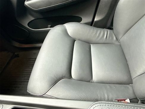 Used 2022 Volvo XC60 B5 Momentum image 22