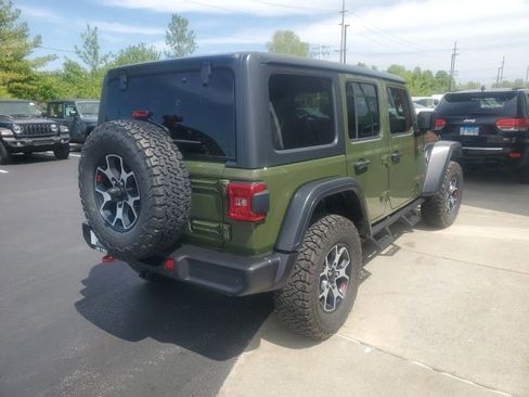 Used 2021 Jeep Wrangler Unlimited Rubicon w/ Safety Group image 5