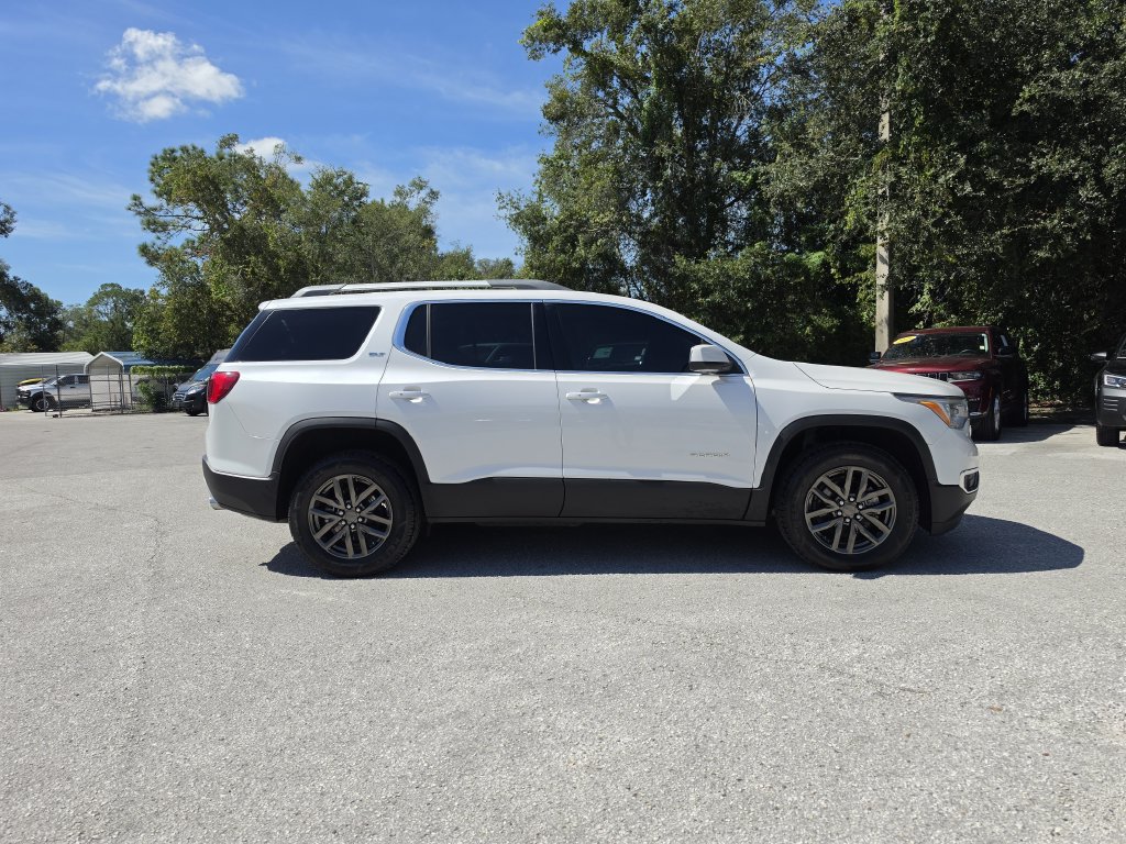 Used 2019 GMC Acadia SLT AWD/4WD image 3