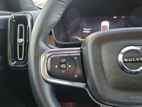 Used 2022 Volvo C40 P8 Recharge Ultimate AWD/4WD image 15