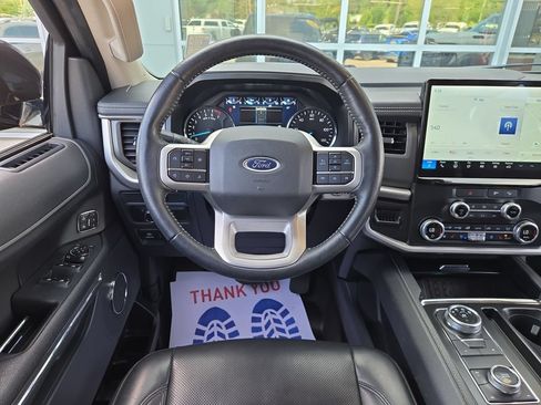 Used 2022 Ford Expedition XLT AWD/4WD image 20