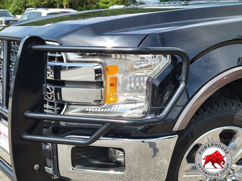 Used 2018 Ford F150 Lariat AWD/4WD image 11