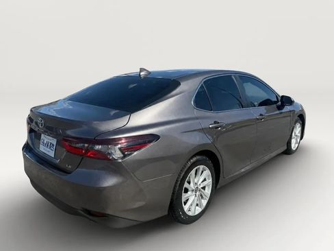 Used 2024 Toyota Camry LE FWD image 7