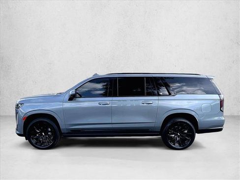 Used 2024 Cadillac Escalade ESV Sport Platinum w/ LPO, ONYX Package AWD/4WD image 6