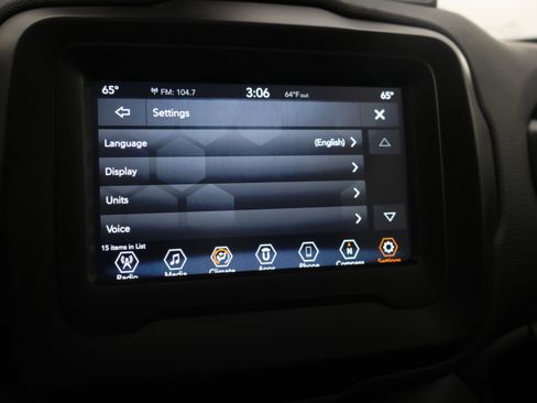 Used 2018 Jeep Renegade Trailhawk AWD/4WD image 52
