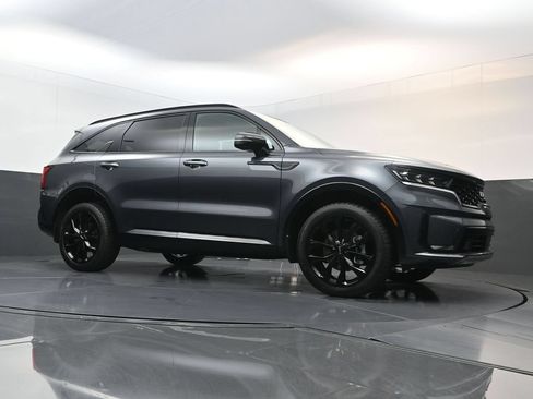 Used 2023 Kia Sorento SX AWD/4WD image 24