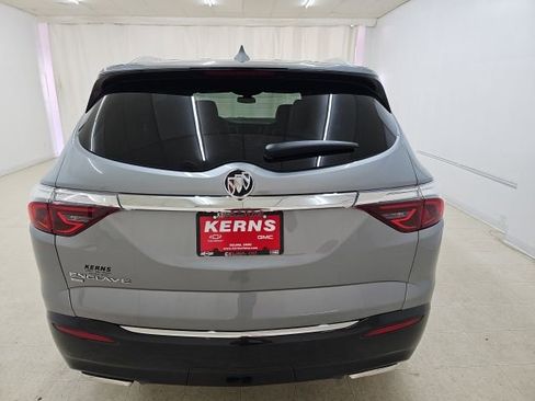Used 2023 Buick Enclave Essence AWD/4WD image 16