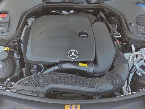 Used 2023 Mercedes-Benz E 350 Sedan image 20