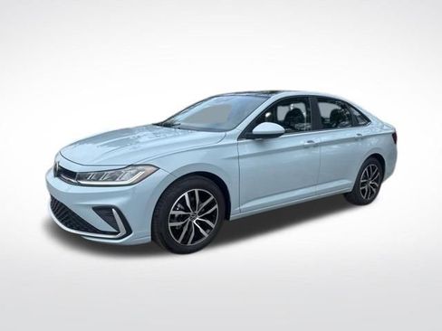 New 2026 Volkswagen Jetta SE image 6