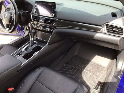 Used 2022 Honda Accord Sport image 30