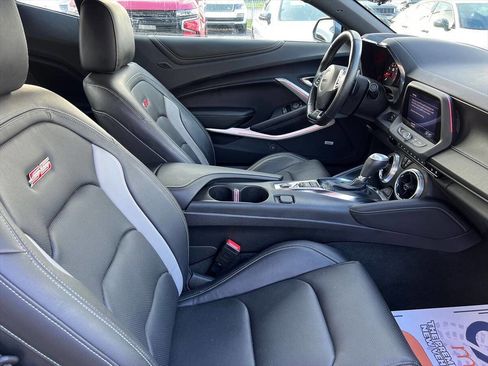 Used 2022 Chevrolet Camaro SS image 8