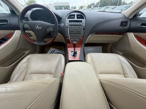 Used 2011 Lexus ES 350 FWD image 12