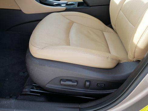 Used 2014 Hyundai Sonata Limited w/ Technology Package 05 image 20