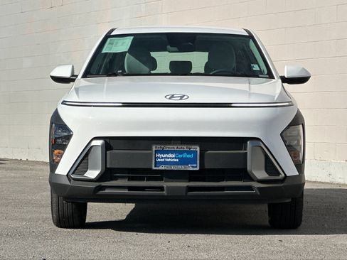 Certified 2025 Hyundai Kona SE AWD/4WD image 8