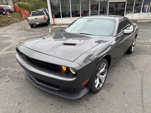 Used 2016 Dodge Challenger R/T Plus image 1