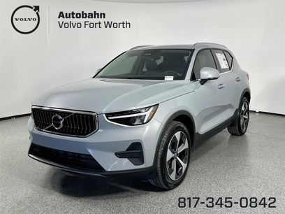 New 2025 Volvo XC40 B5 Core w/ Protection Package Premier