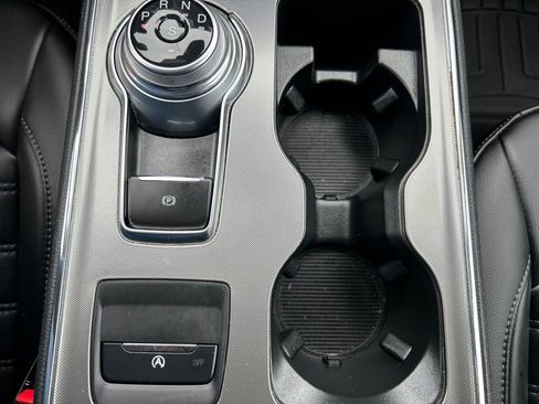 Used 2022 Ford Edge SEL image 30