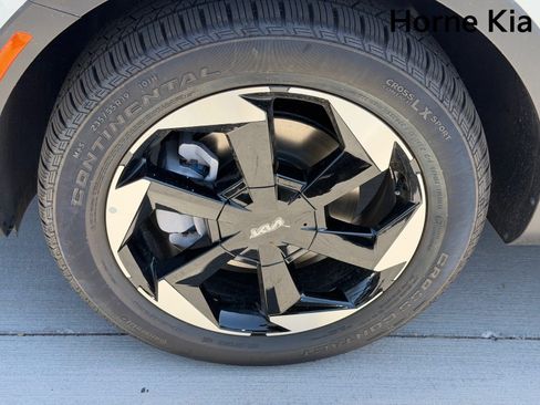 New 2026 Kia Sorento EX FWD image 8